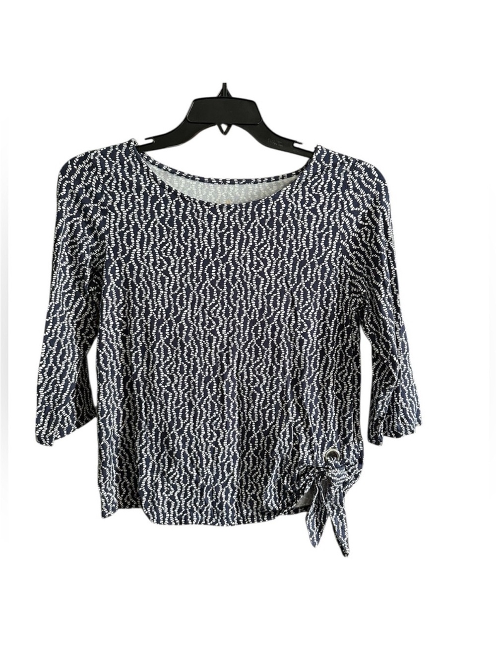 Women’s Navy Patterned Tie-Hem Top